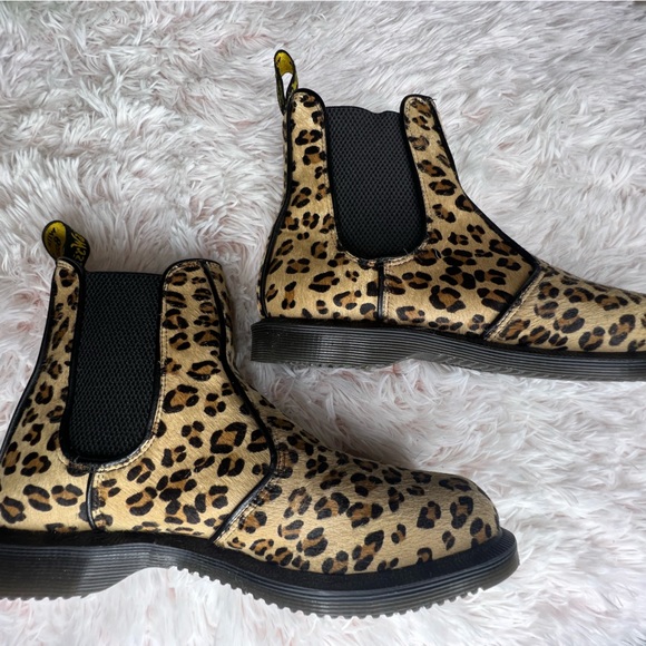 Leopard print Doc Martens only tried on never worn size 10 - Picture 2 of 5